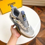 2021年7月新作FENDI  メンズのブランドスニーカー革靴