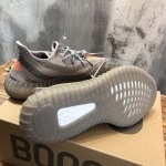 2022年6月人気原版復刻新作入荷 Adidas Yeezy 350 スニーカー/靴