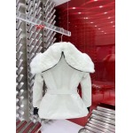 2022年12月秋冬高品質新作入荷 モンクレール女性 ダウンジャケット人気520工場