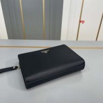 2022年12月秋冬高品質新作入荷 プラダメンズのバッグ WP工場26*16*3Cm