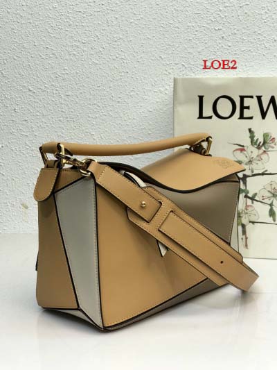 2023早春新作入荷原版復刻 LOEWE バッグ LOE2工場 SIZE: 29x19.5x14cm