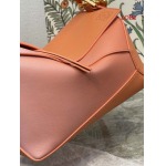 2023早春新作入荷原版復刻 LOEWE バッグ LOE2工場 SIZE: 24*10*14cm