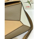 2023早春新作入荷原版復刻 LOEWE バッグ LOE2工場 SIZE: 29x19.5x14cm