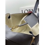 2023早春新作入荷原版復刻 LOEWE バッグ LOE2工場 SIZE: 26×29×14cm