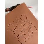 2023早春新作入荷原版復刻 LOEWE バッグ LOE2工場 SIZE:  32-26-13CM