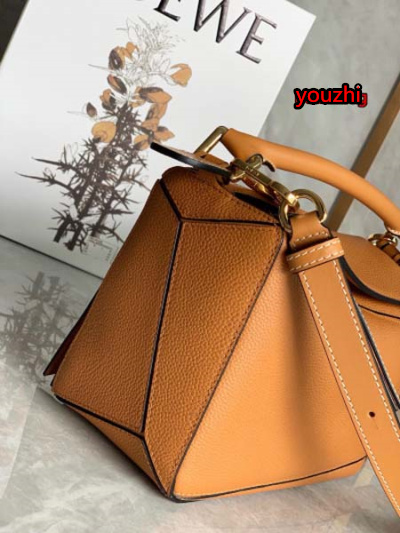 2023年4月原版復刻新作入荷 LOEWE バッグ youzhi工場24*16*10cm