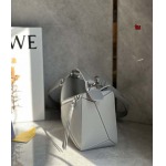 2023年4月新作入荷原版復刻 LOEWE バッグ tu工場 SIZE:24*10*14cm