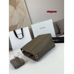 2023年4月原版復刻新作入荷 CELINE バッグ mingmen工場17.5x24.5x12cm