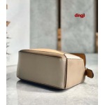 2023年4月原版復刻新作入荷LOEWE  バッグ dingji工場：18*12.5*8cm