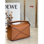 2023年4月原版復刻新作入荷LOEWE  バッグ dingji工場：18*12.5*8cm