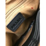 高品質新作入荷 プラダ メンズのバッグ wp工場 size:27.19.5