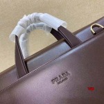高品質新作入荷 プラダメンズのバッグ wp工場 size:39/29/7