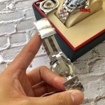 高品質  オメガ 42mm 自動巻ムーブメント腕時計 huaq工場