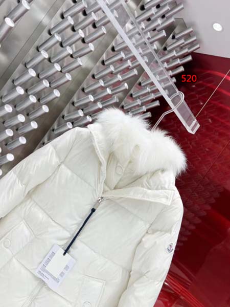 2023年秋冬最新の高品質モンクレール 女性ダウンジャケット520工場