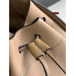 2023年早秋新作入荷高品質 LOEWE バッグ LOW1工場 SIZE:19*11*17cm