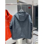 2023年秋冬最新の高品質プラダ綿入れの服アウター520工場