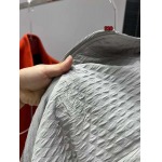 2023年秋冬最新の高品質プラダ綿入れの服アウター520工場