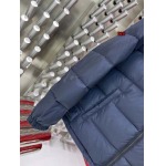 2023年11月17日秋冬高品質新品入荷プラダ ダウンジャケット520工場