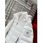 2023年11月17日秋冬高品質新品入荷モンクレール女性 ダウンジャケット520工場