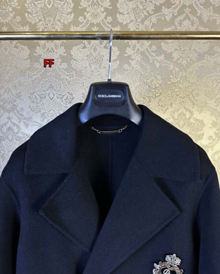 2023年12月21日秋冬新品入荷Dolce&GabbanaカシミヤのコートFF工場