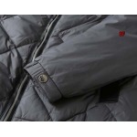 2023年12月4日高品質秋冬新品入荷 プラダ 綿入れの服アウター BF工場