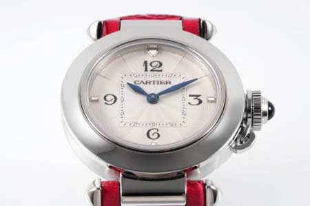 カルティエ 高品質女性30mm石英電池式 腕時計