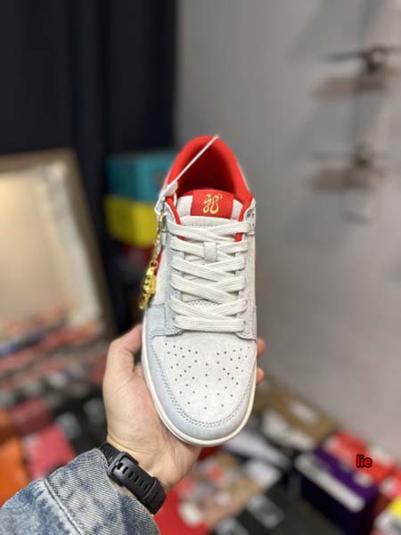 2024新品 NIKE DUNK ナイキ スニーカー LIE工場