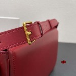 2024年秋冬1月4日人気新品入荷CELINE バッグqb工場22cm