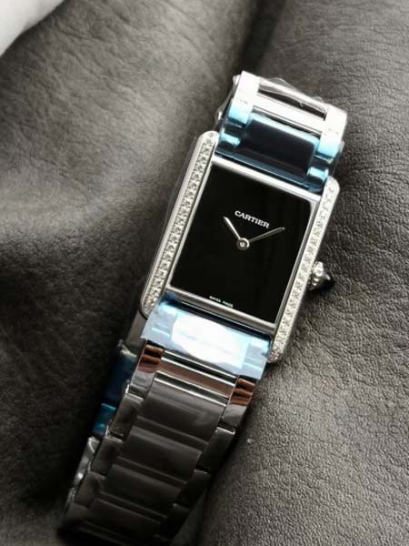 カルティエ 高品質33.7*25.5mm石英電池式 腕時計