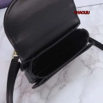 2024年新作入荷 CELINE バッグ人気 CHLIU工場15.5*12*7cm