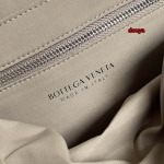 2024年原版復刻新作入荷 Bottega Veneta バッグdy工場 size:38*11*24cm