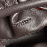 2024年原版復刻新作入荷 Bottega Veneta バッグdy工場 size:22*12*7