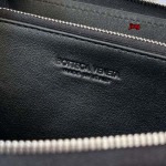 2024年原版復刻新作入荷 Bottega Veneta 財布 JING工場 size:19x11.4x2