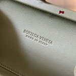 2024年原版復刻新作入荷 Bottega Veneta バッグ jing工場 size:20x12x5.5