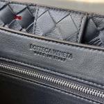 2024年原版復刻新作入荷 Bottega Veneta バッグjing工場 size:32.5x24x12