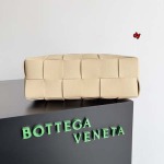 2024年原版復刻新作入荷 Bottega Veneta バッグ DY工場 size:24*14*10