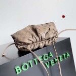 2024年原版復刻新作入荷 Bottega Veneta バッグ DY工場 size:22*12*7