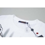 2024年1月19日春夏人気新作入荷 ルイヴィトン半袖 Tシャツ 30工場