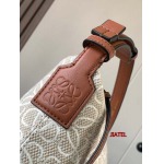 2024年春夏新作入荷高品質 LOEWE バッグ jiatel工場 SIZE:21~17~13CM