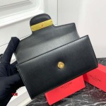 2024年6月3日人気新作入荷Valentino 財布 yue工場19*10*2