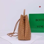 2024年6月4日人気新作入荷Bottega Veneta Andiamo バッグqb工場32cm