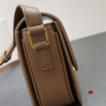 2024年6月5日人気新作入荷 CELINE バッグqb工場18CM