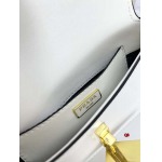 2024年6月5日人気新作入荷 PRADA バッグqb工場24x高11x底4