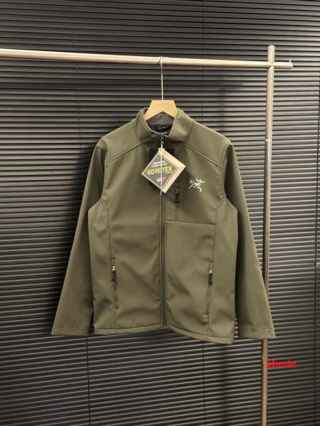 2024年7月25日新品入荷ARCTERYX 突撃衣 zhmin工場