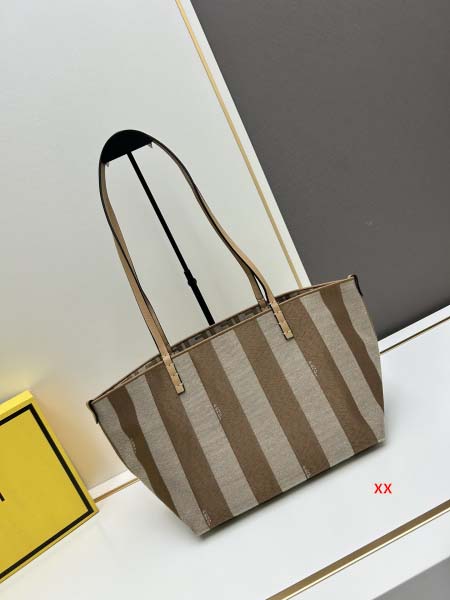 2024年8月1日新品入荷FENDI  バッグ XX工場 SIZE:23X19.5×15CM