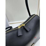 2024年8月1日新品入荷PRADA ブランドバッグ XX工場 SIZE:25x19x11cm