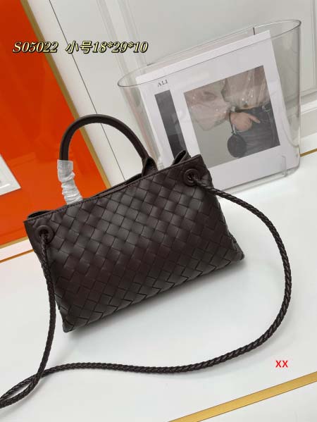 2024年8月1日新品入荷Bottega Veneta  バッグ XX工場 SIZE:18*29*10