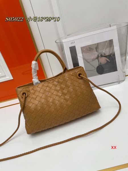 2024年8月1日新品入荷Bottega Veneta  バッグ XX工場 SIZE:18*29*10