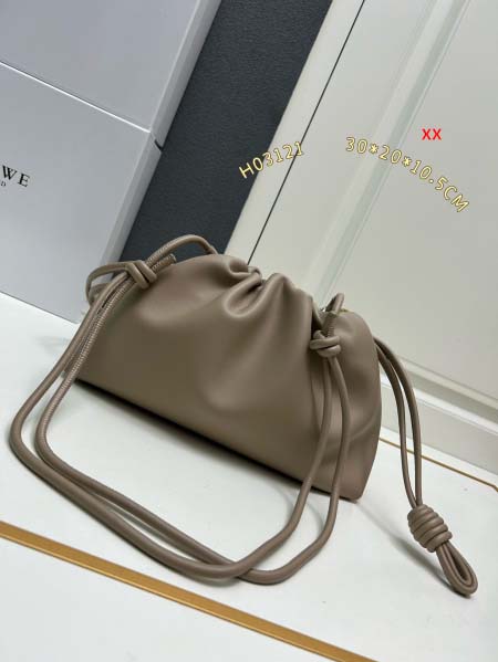 2024年8月2日新品入荷LOEWEバッグ XX工場 SIZE:30*20*10.5CM