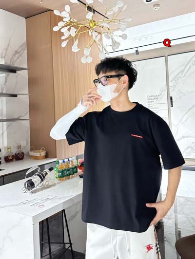 2024年8月12日早秋高品質新作入荷  PRADA 半袖 Tシャツ Q工場